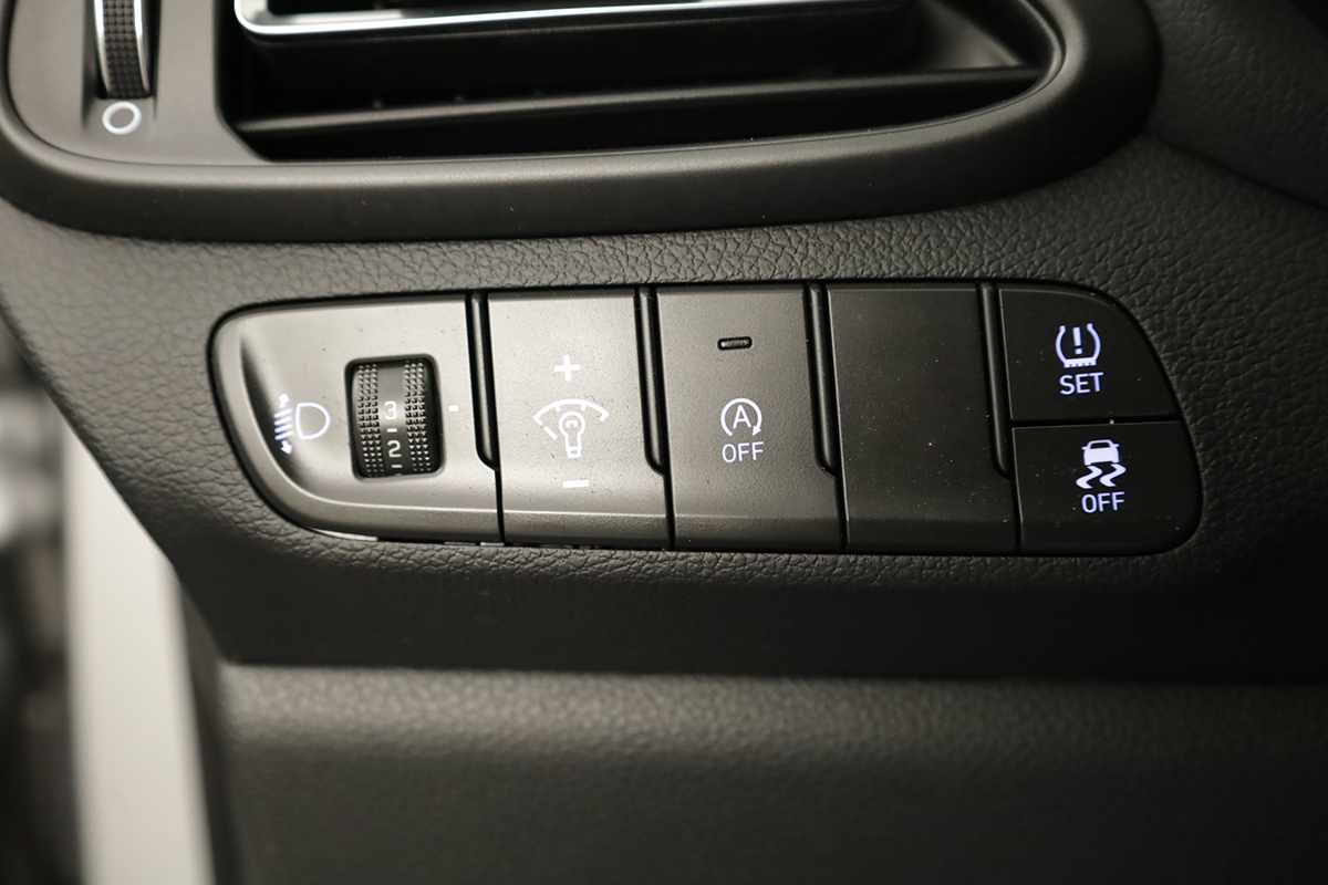 hyundai-i30-sw-2024-gasolina-998cc