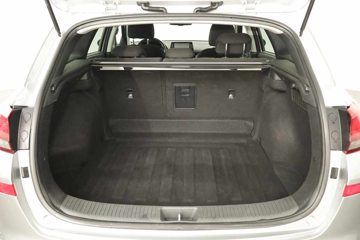 hyundai-i30-sw-2024-gasolina-998cc