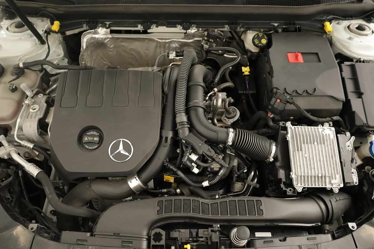 mercedes-benz-classe-a-2024-gasolina-1332cc