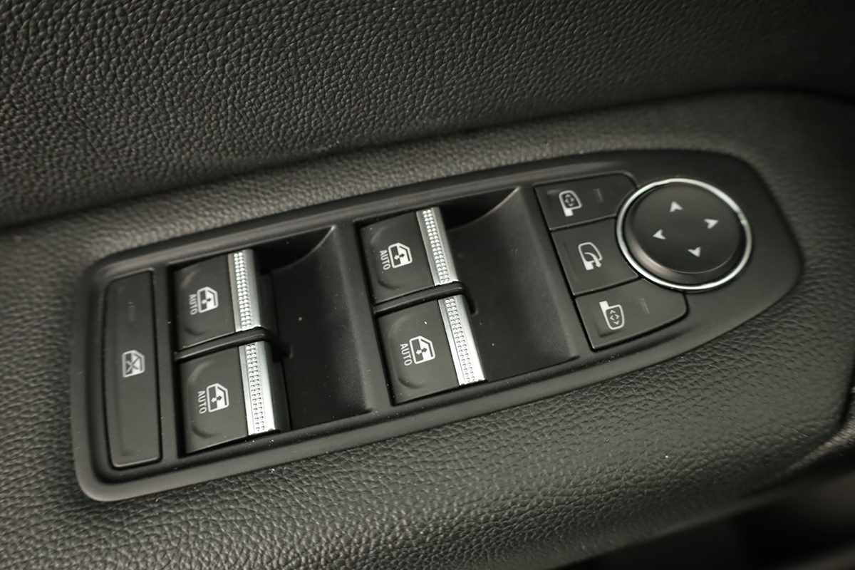 renault-captur-2024-gpl-999cc