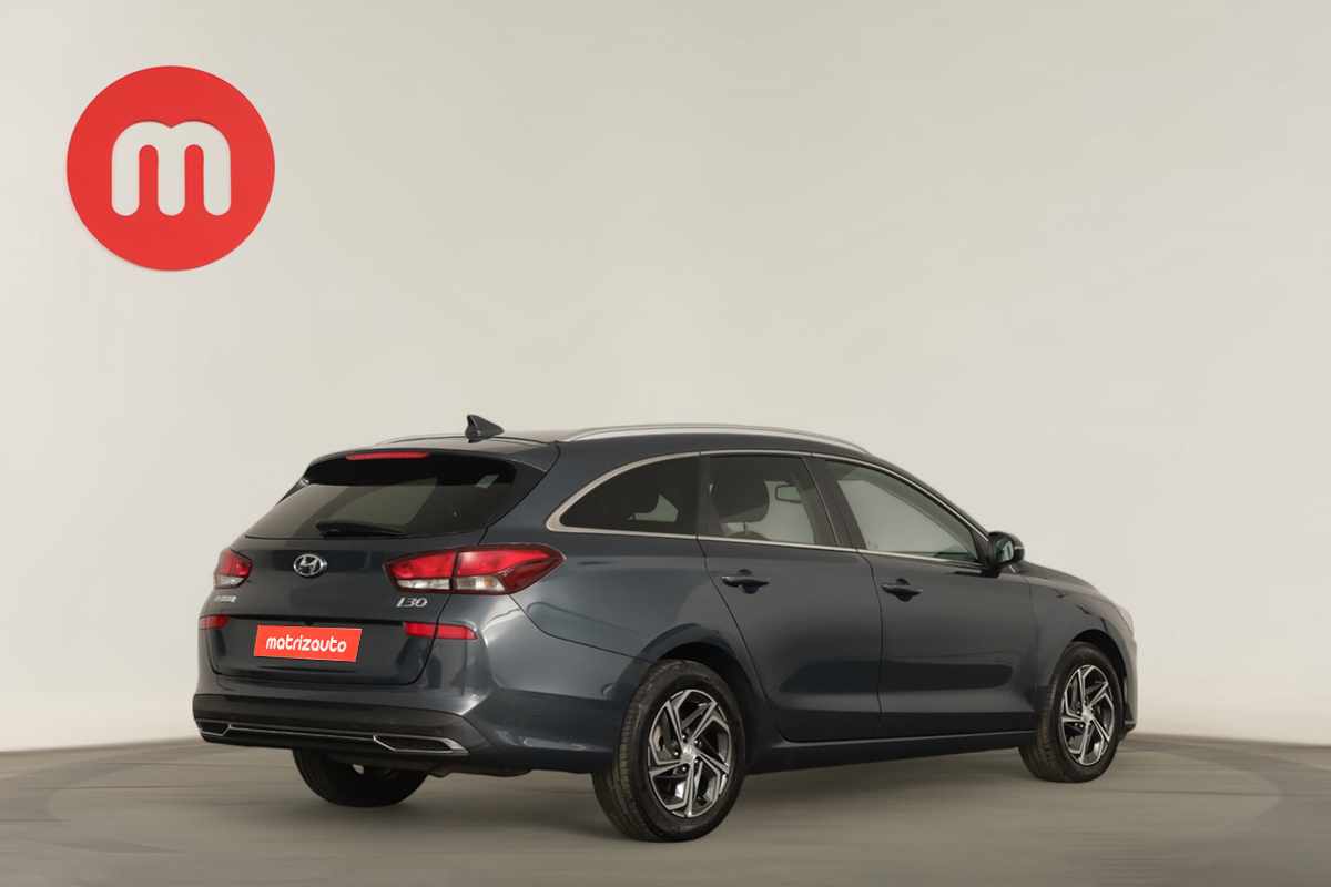 hyundai-i30-2024-gasolina-998cc