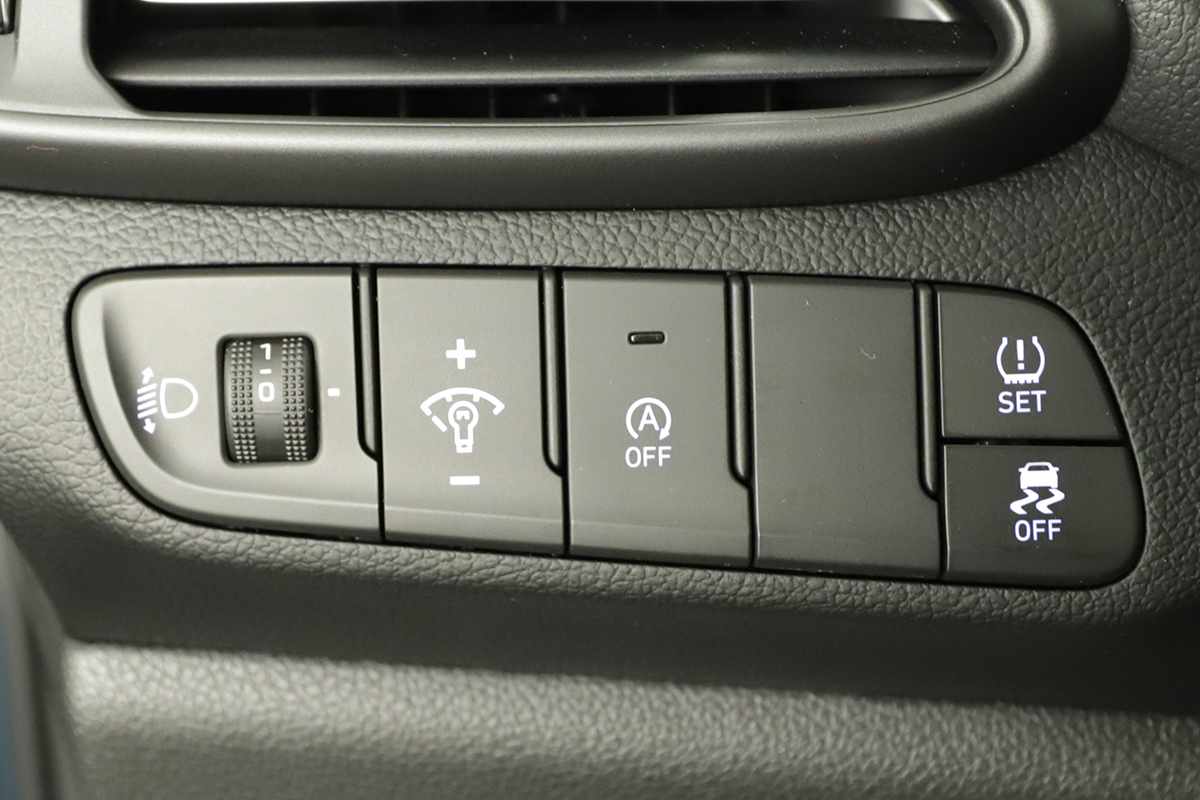 hyundai-i30-2024-gasolina-998cc