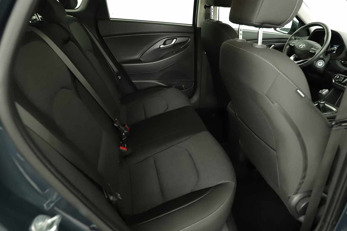 hyundai-i30-2024-gasolina-998cc