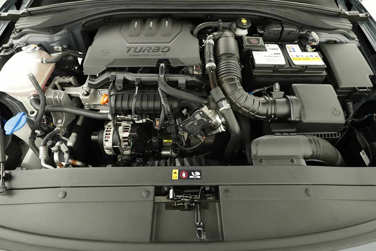 hyundai-i30-2024-gasolina-998cc