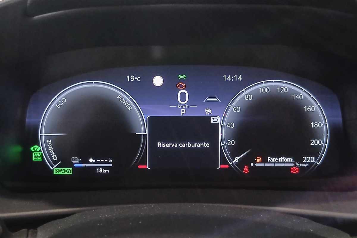 toyota-c-hr-2025-hibrido-a-gasolina-1998cc