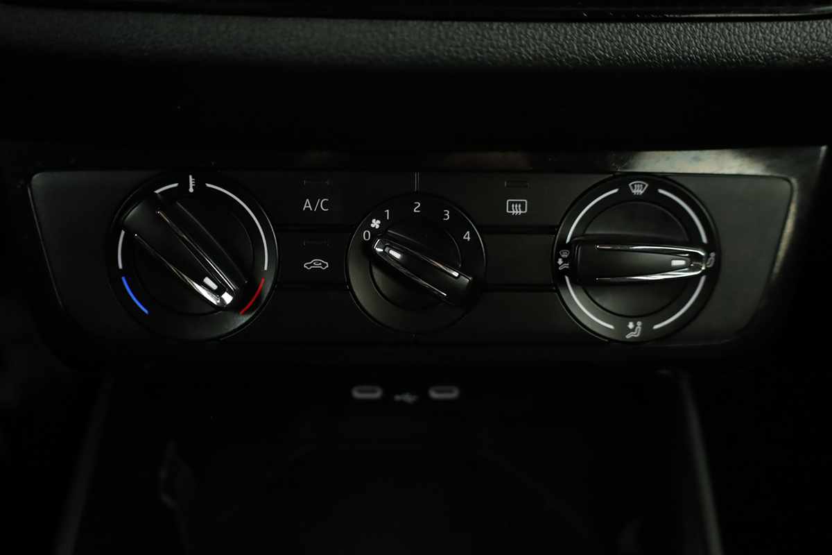 skoda-fabia-2025-gasolina-999cc