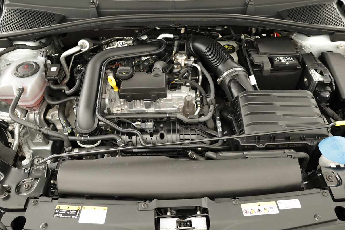skoda-fabia-2025-gasolina-999cc