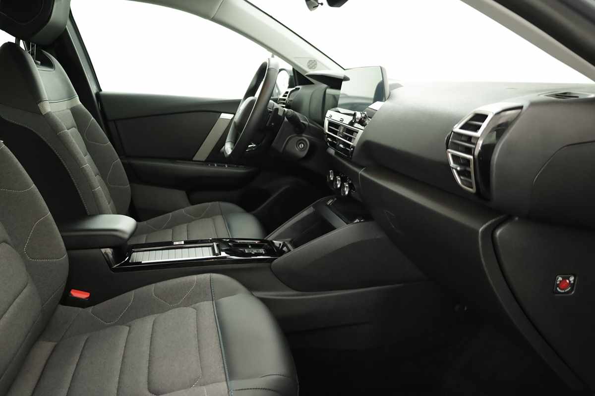 citroen-c4-2024-gasolina-1199cc