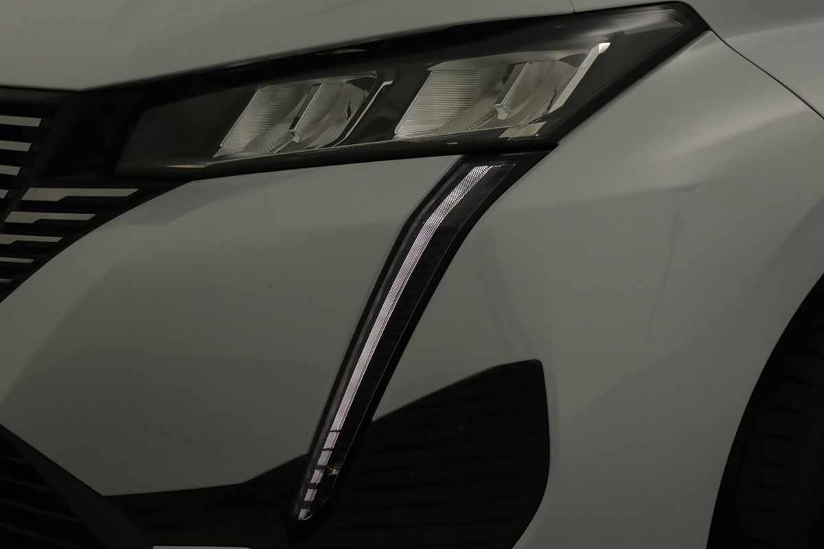 peugeot-308-sw-2023-hibrido-a-gasolina-1598cc
