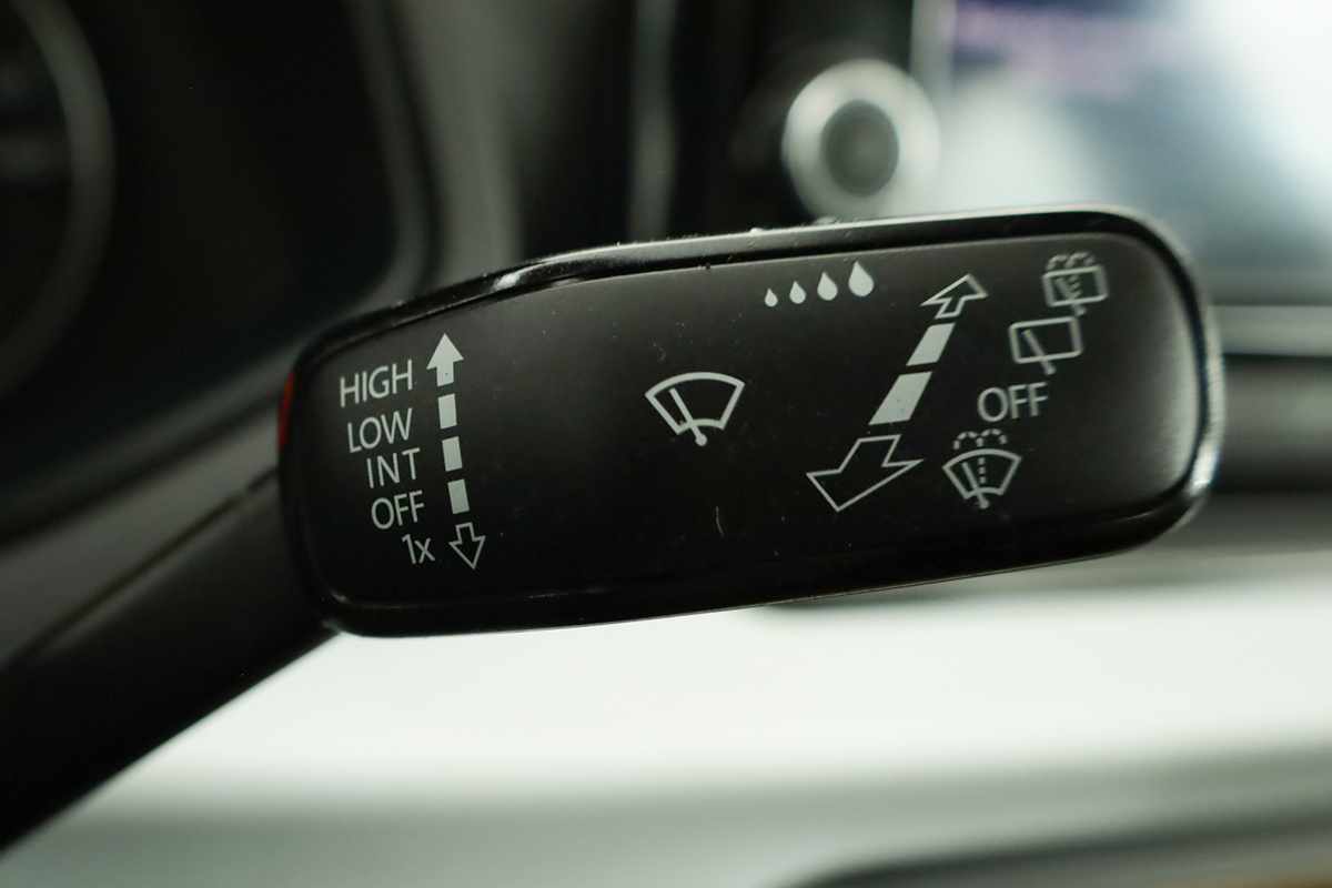 seat-ibiza-2023-gasolina-999cc