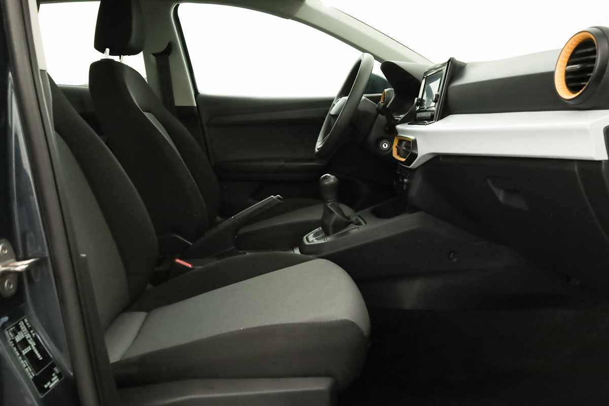 seat-ibiza-2023-gasolina-999cc