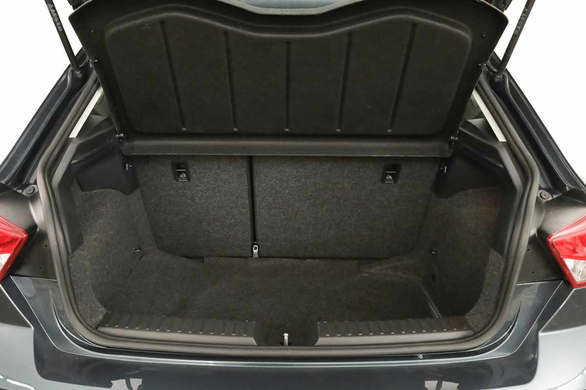 seat-ibiza-2023-gasolina-999cc