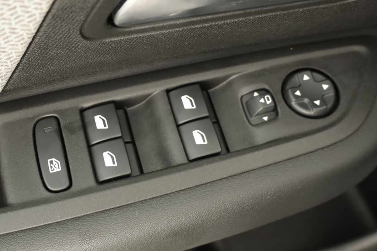 citroen-c4-2024-gasolina-1199cc