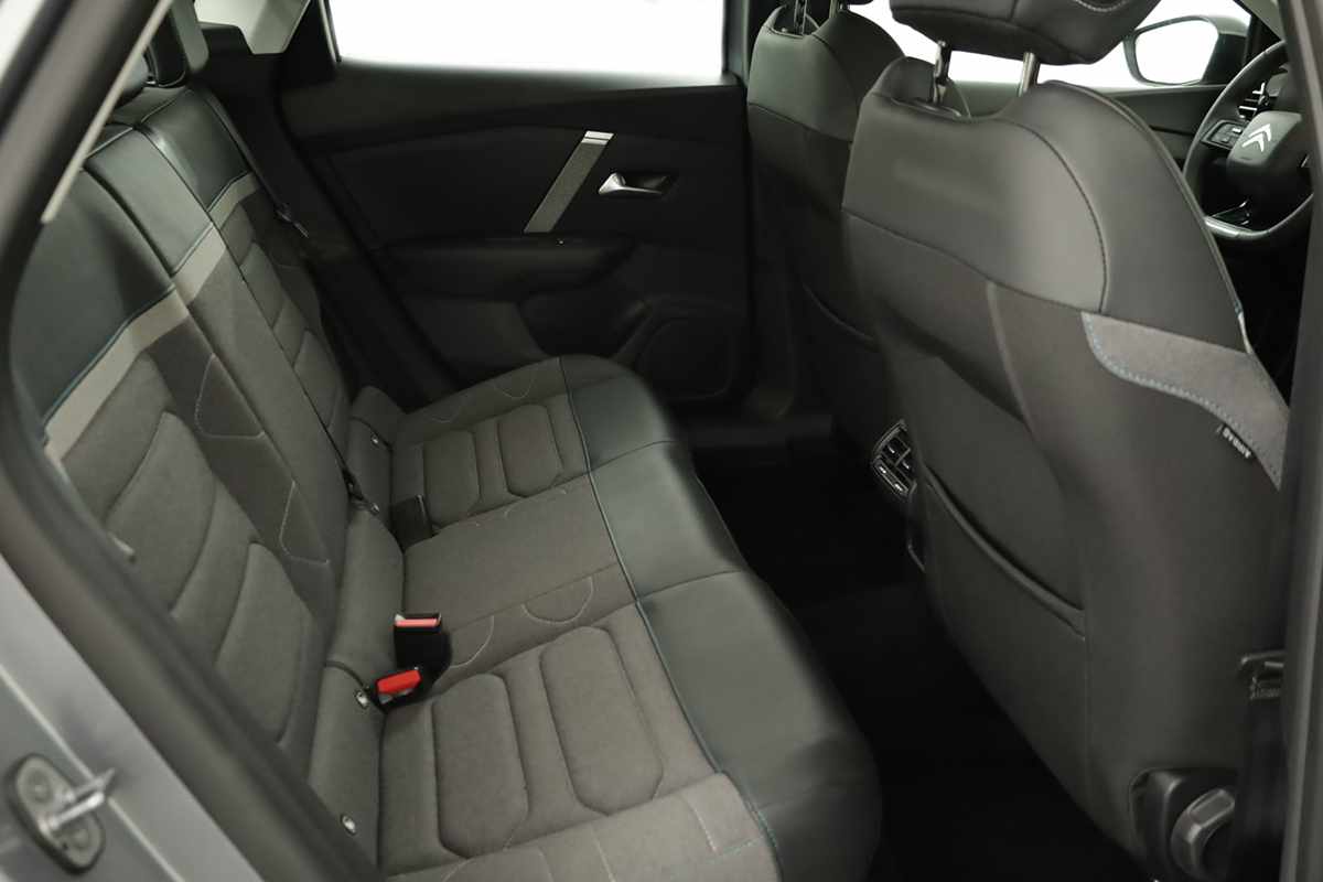 citroen-c4-2024-gasolina-1199cc