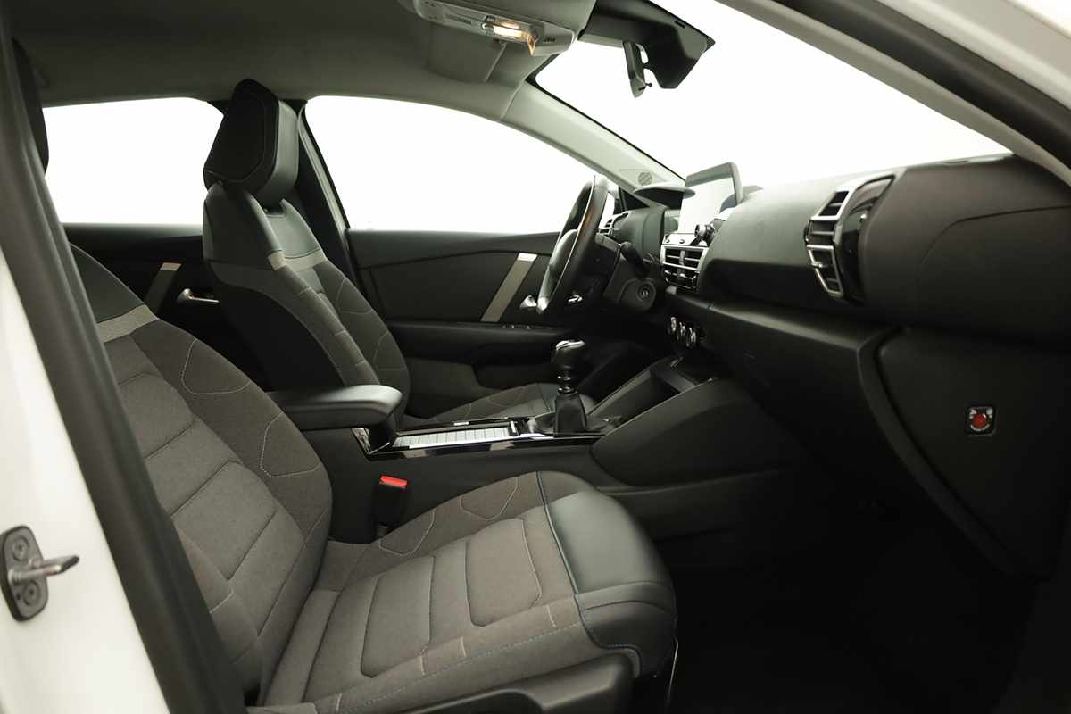 citroen-c4-2024-gasolina-1199cc