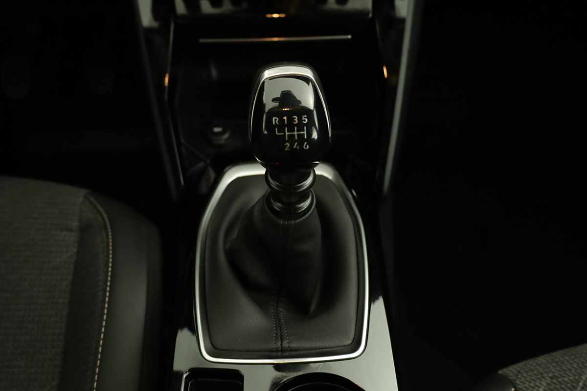 peugeot-208-2025-gasolina-1199cc