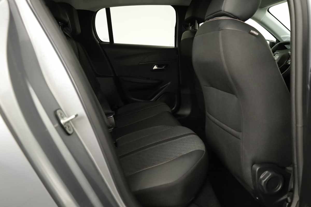 peugeot-208-2025-gasolina-1199cc
