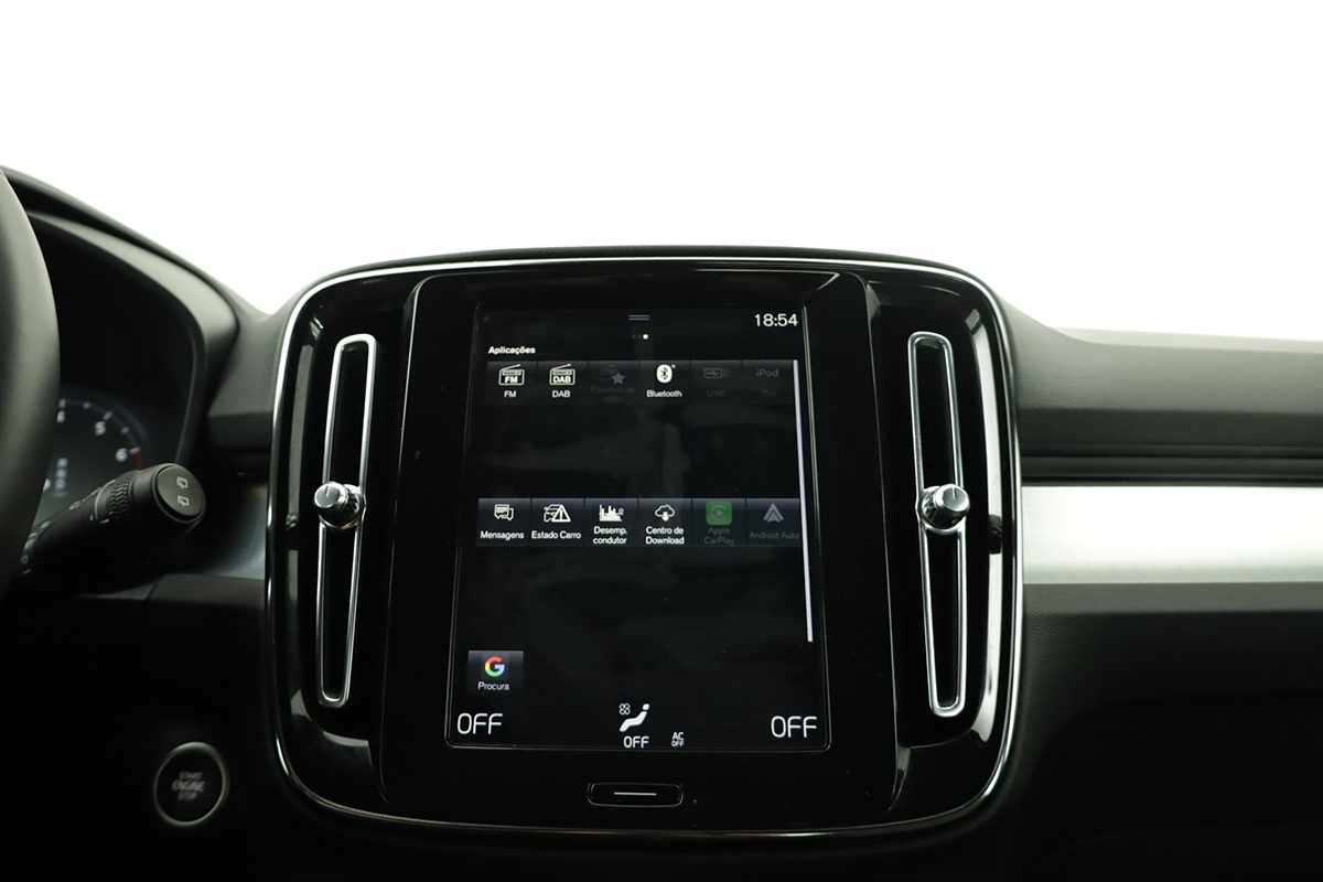volvo-xc40-2024-gasolina-1477cc
