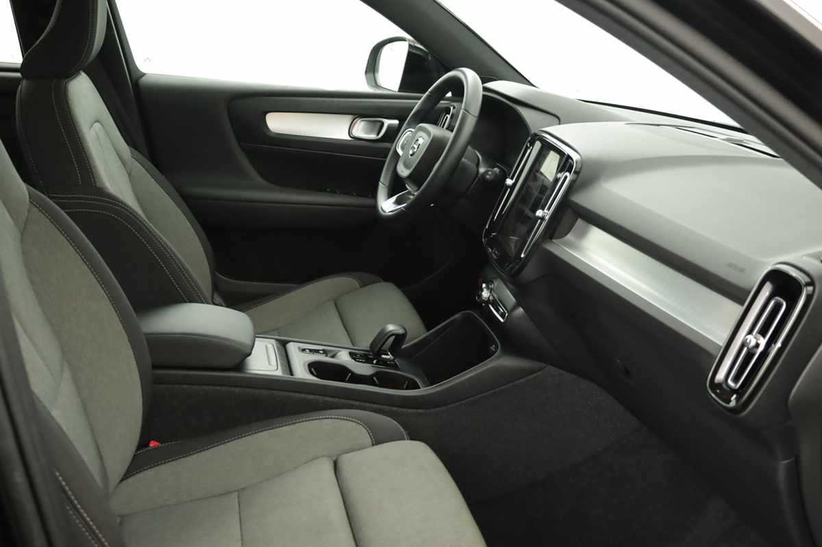 volvo-xc40-2024-gasolina-1477cc