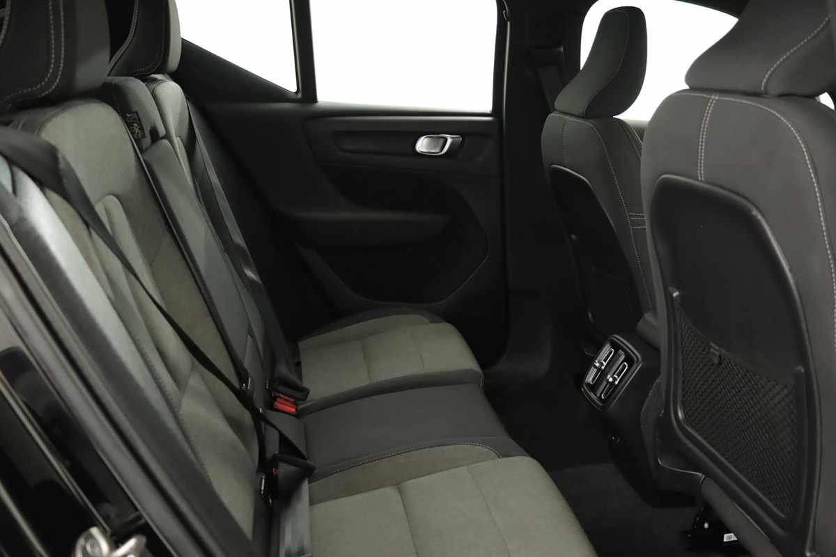 volvo-xc40-2024-gasolina-1477cc