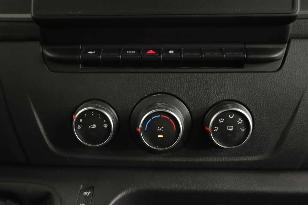 renault-master-2022-diesel-2299cc