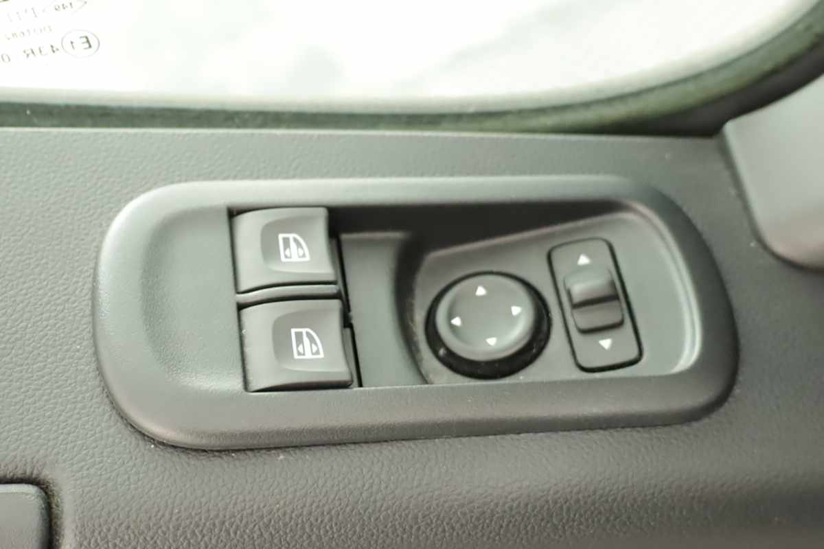 renault-master-2022-diesel-2299cc