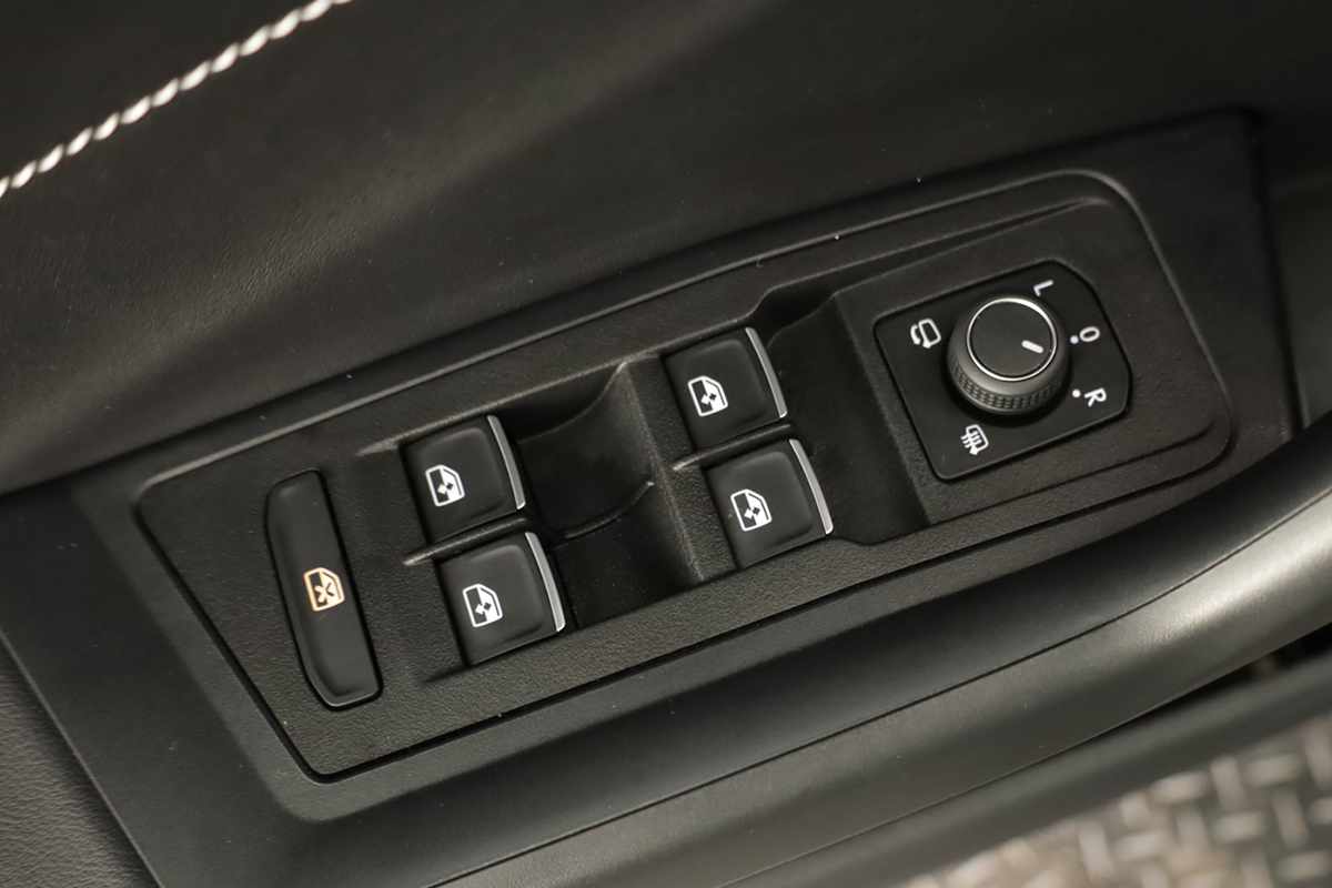 volkswagen-t-roc-2025-gasolina-999cc