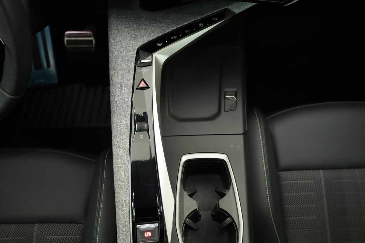 peugeot-3008-2025-gasolina-1199cc