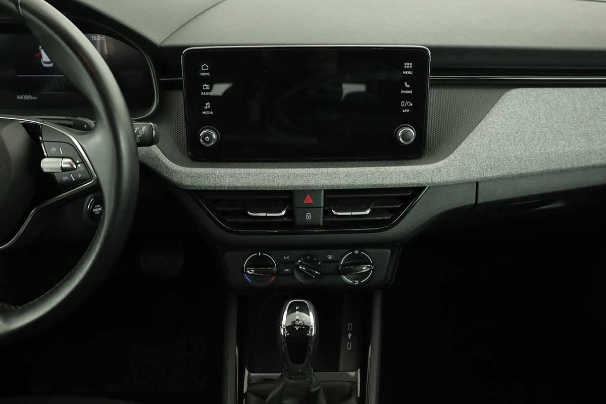 skoda-kamiq-2024-gasolina-999cc