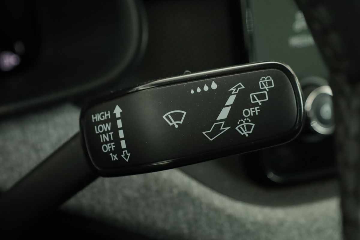 skoda-kamiq-2024-gasolina-999cc