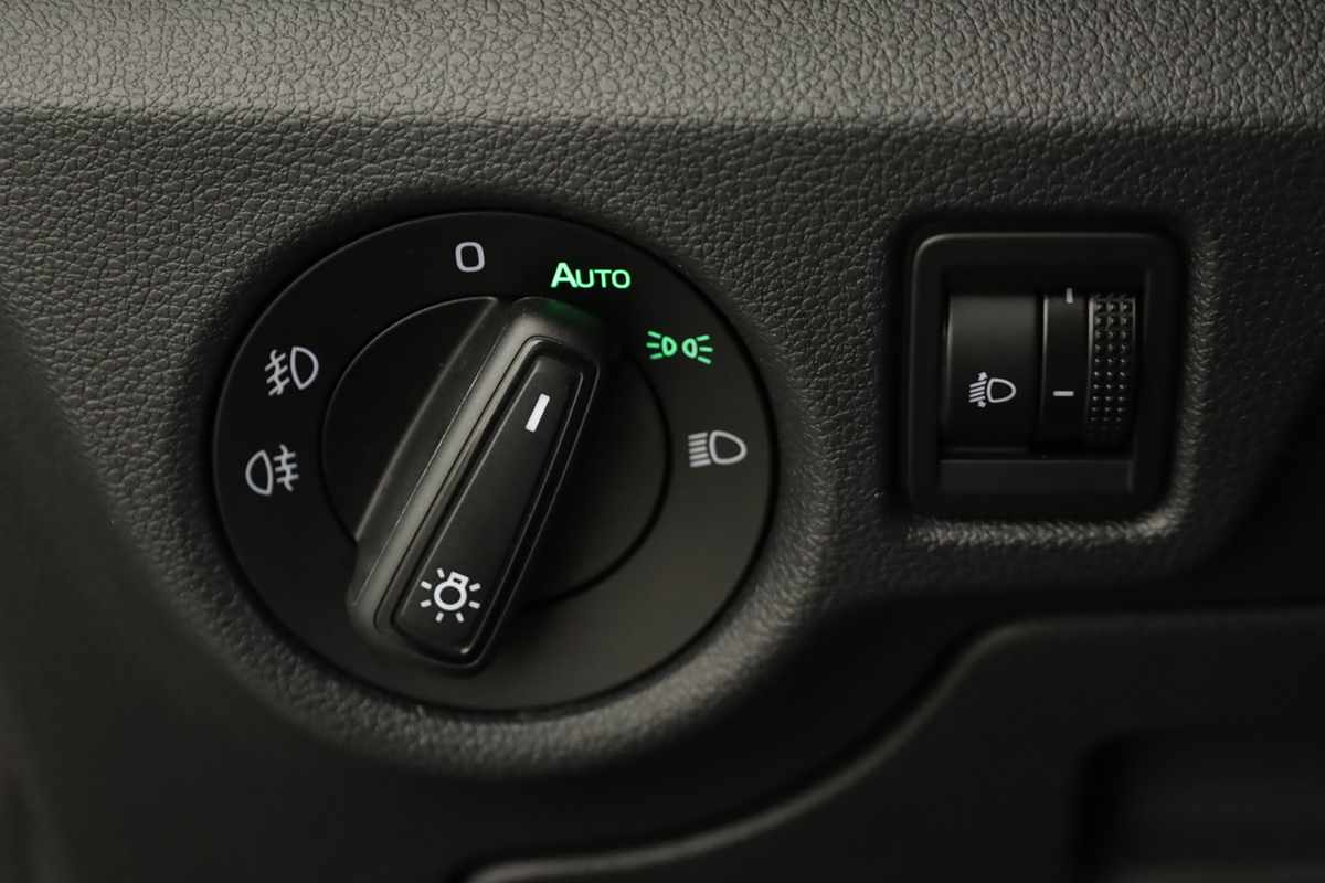 skoda-kamiq-2024-gasolina-999cc