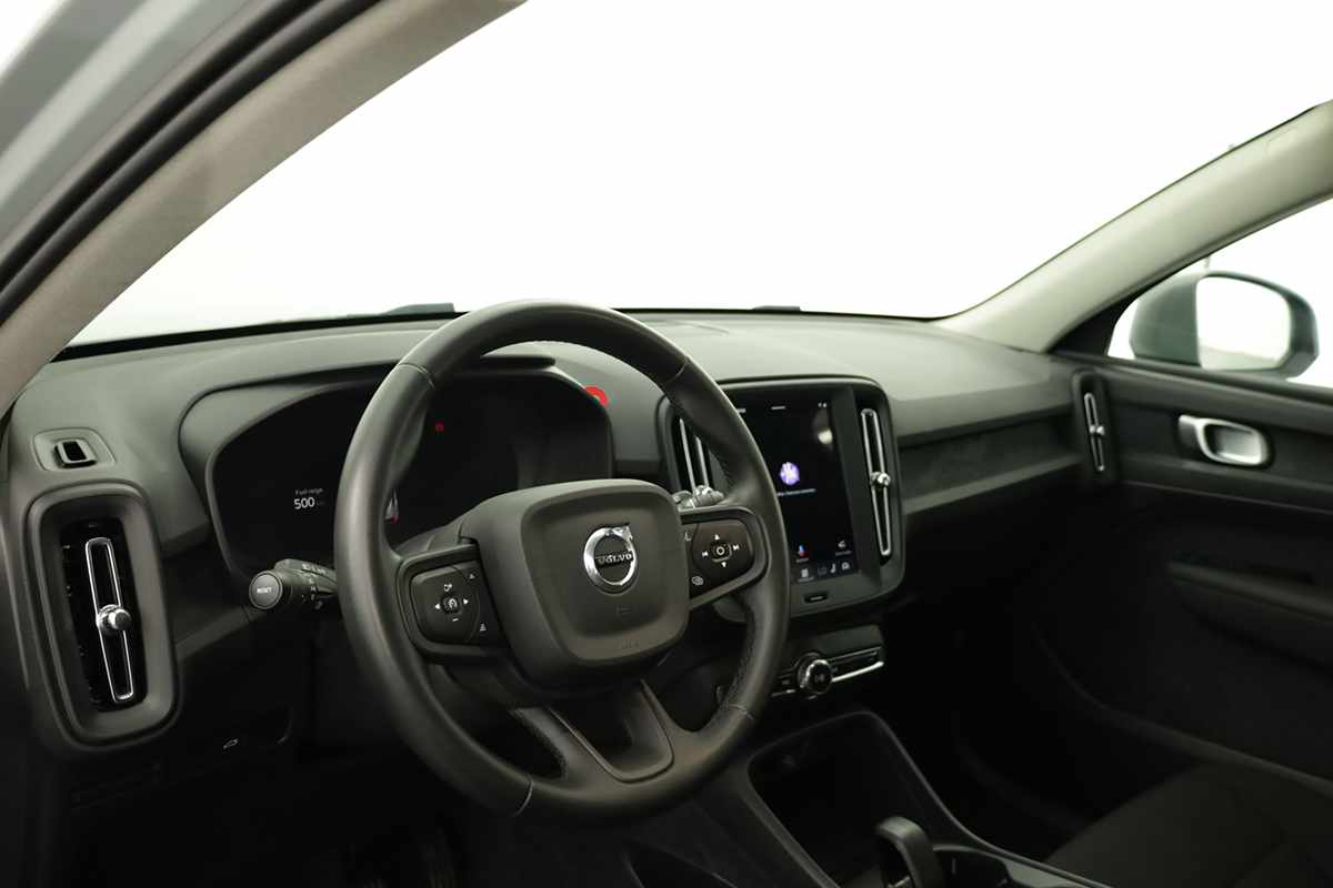 volvo-xc40-2025-gasolina-1969cc