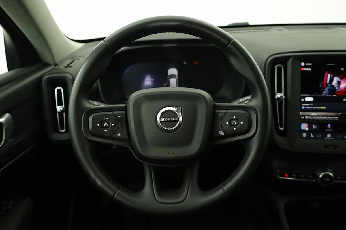 volvo-xc40-2025-gasolina-1969cc