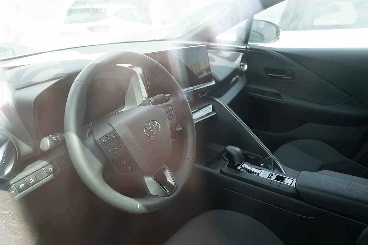 toyota-c-hr-2025-hibrido-a-gasolina-1998cc