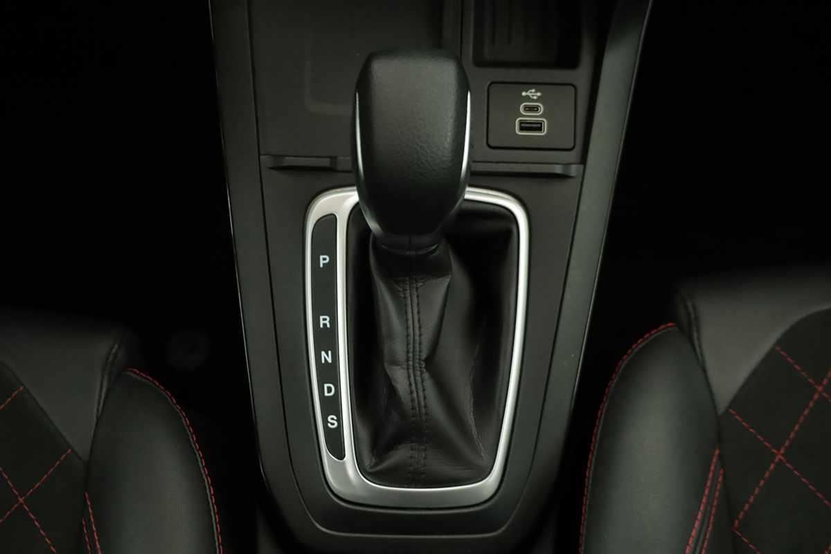 ford-puma-2025-gasolina-998cc