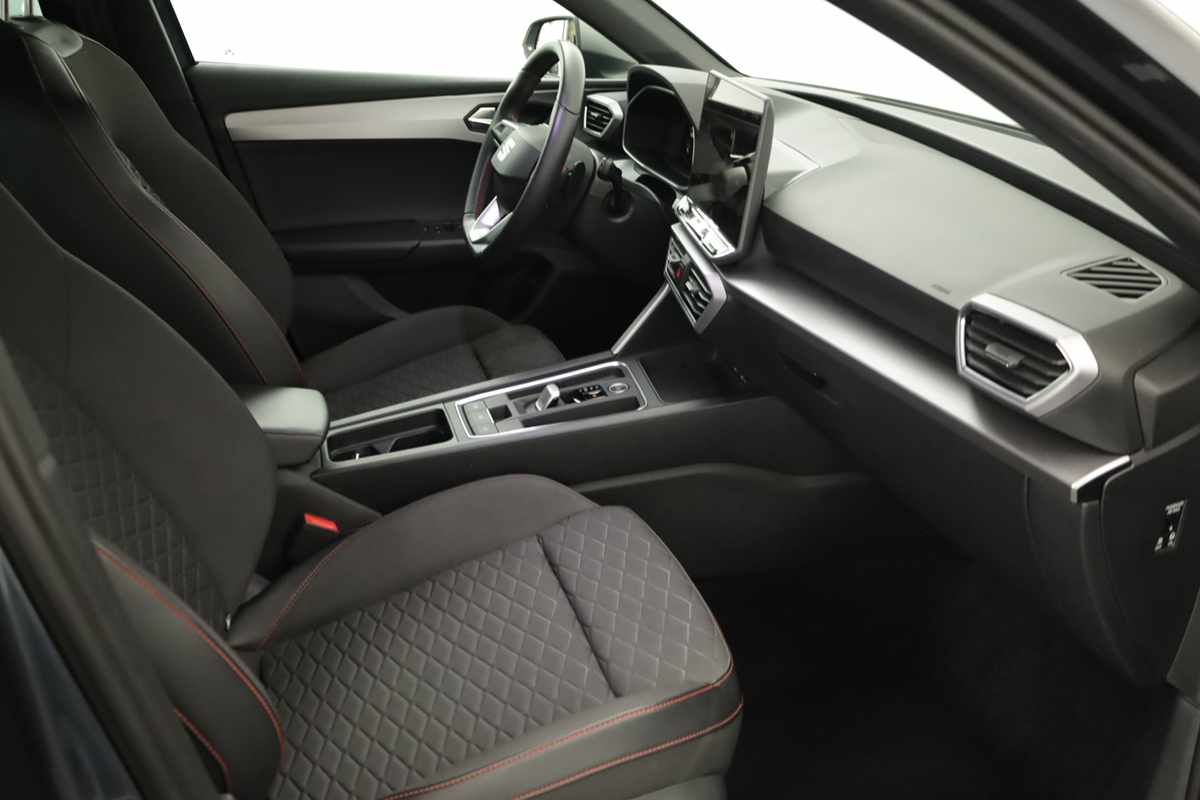 seat-leon-st-2025-hibrido-a-gasolina-1498cc