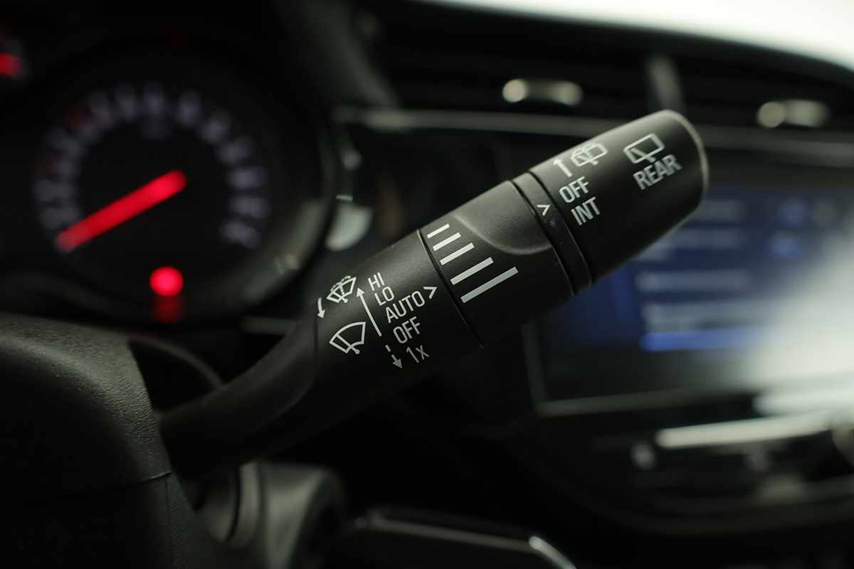 opel-corsa-2025-gasolina-1199cc
