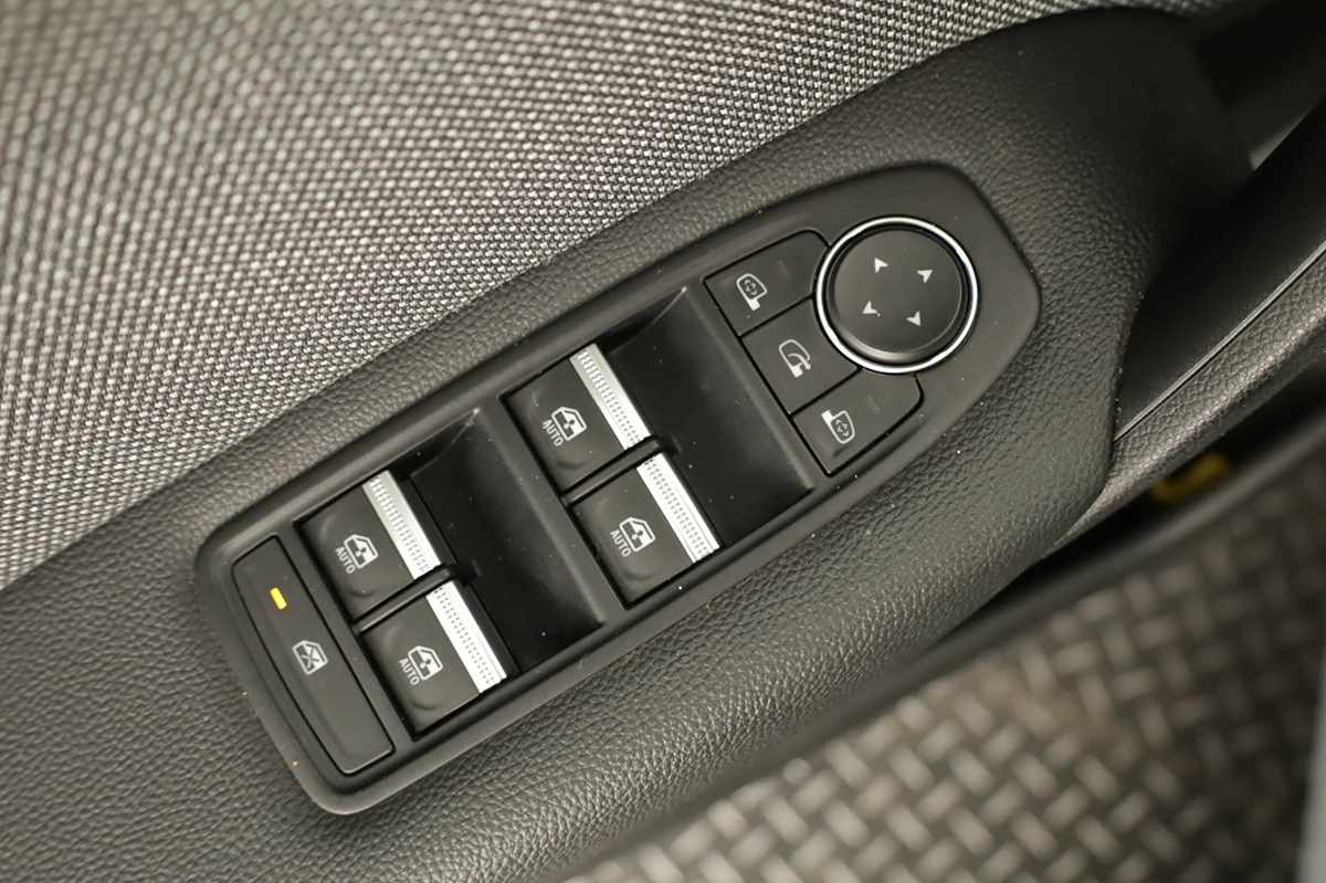 renault-captur-2024-gasolina-999cc