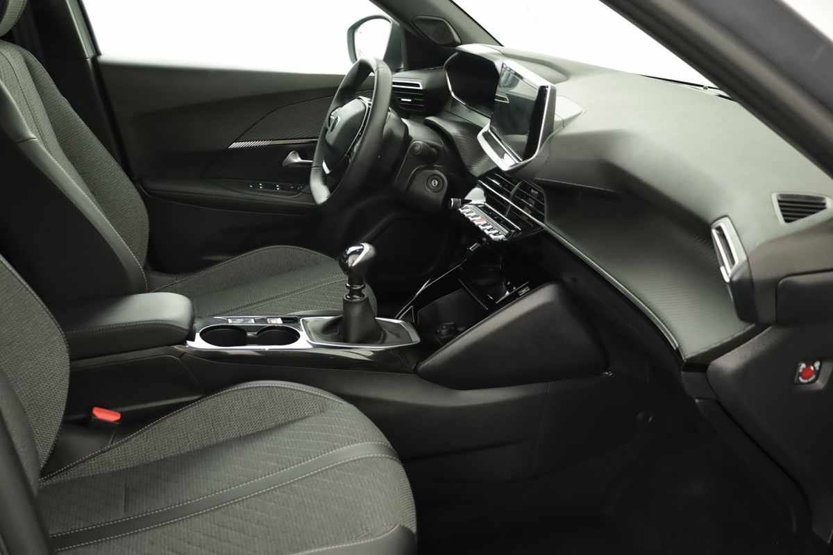peugeot-2008-2025-gasolina-1199cc