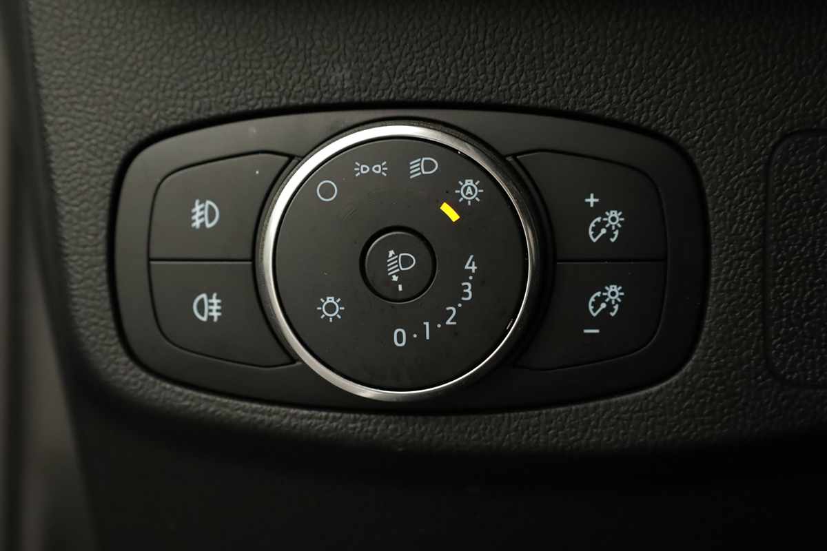 ford-focus-2025-gasolina-998cc
