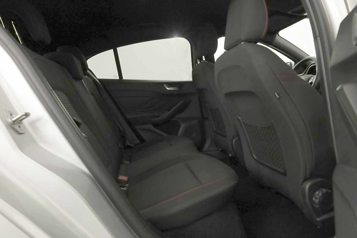 ford-focus-2025-gasolina-998cc
