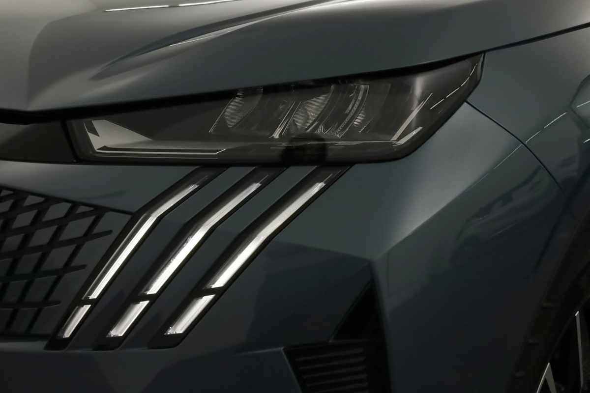 peugeot-5008-2025-gasolina-1199cc