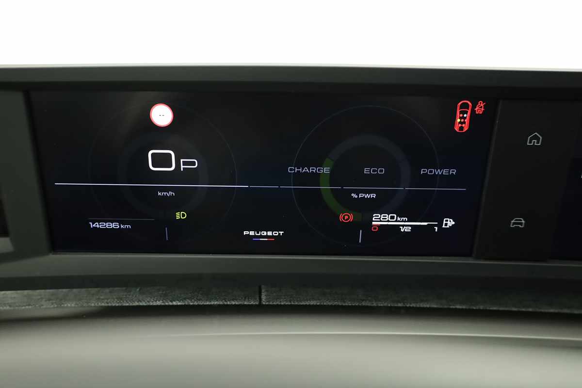 peugeot-5008-2025-gasolina-1199cc