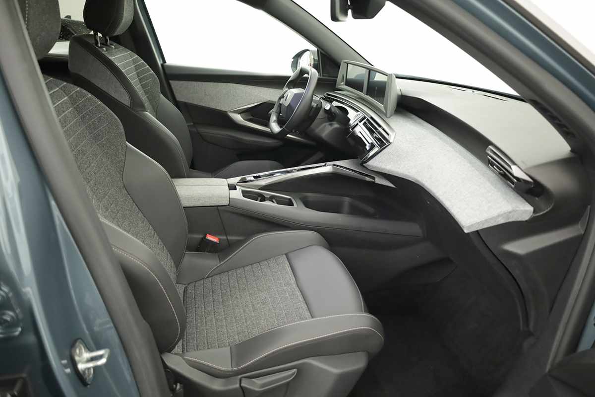 peugeot-5008-2025-gasolina-1199cc