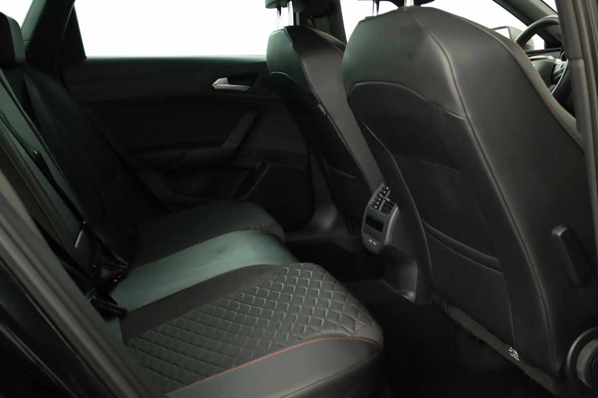 seat-leon-st-2025-hibrido-a-gasolina-1498cc