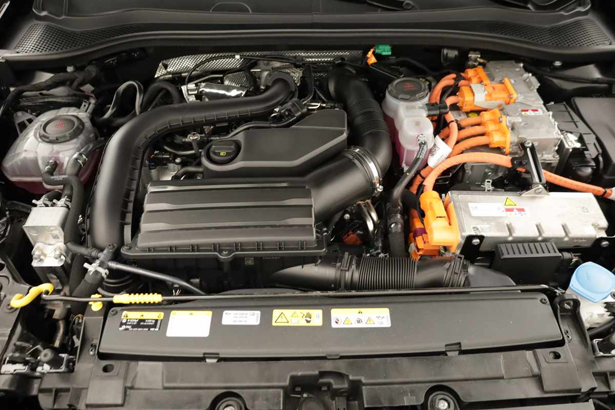 seat-leon-st-2025-hibrido-a-gasolina-1498cc