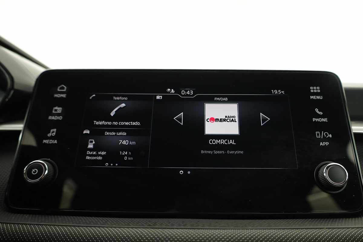 skoda-fabia-2025-gasolina-999cc