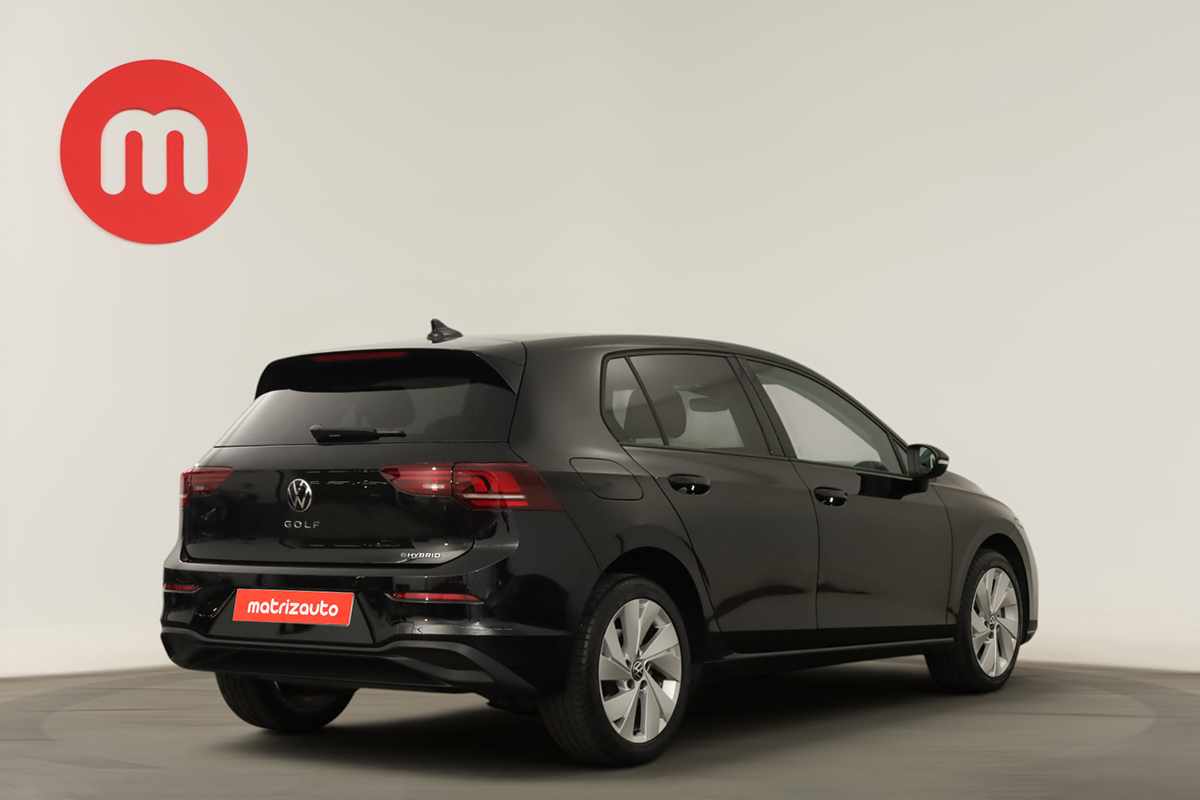 volkswagen-golf-2025-hibrido-a-gasolina-1498cc