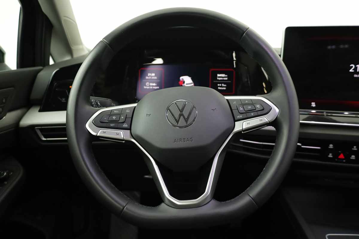 volkswagen-golf-2025-hibrido-a-gasolina-1498cc