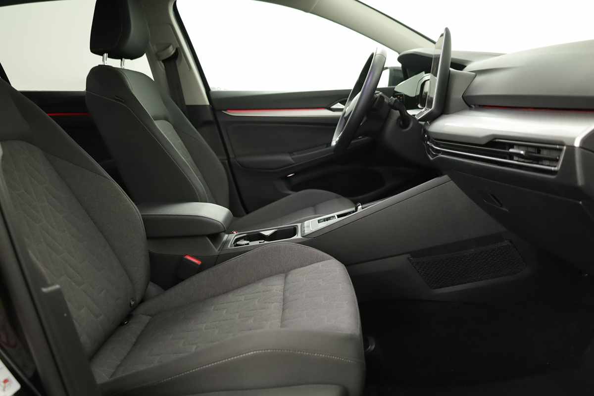 volkswagen-golf-2025-hibrido-a-gasolina-1498cc